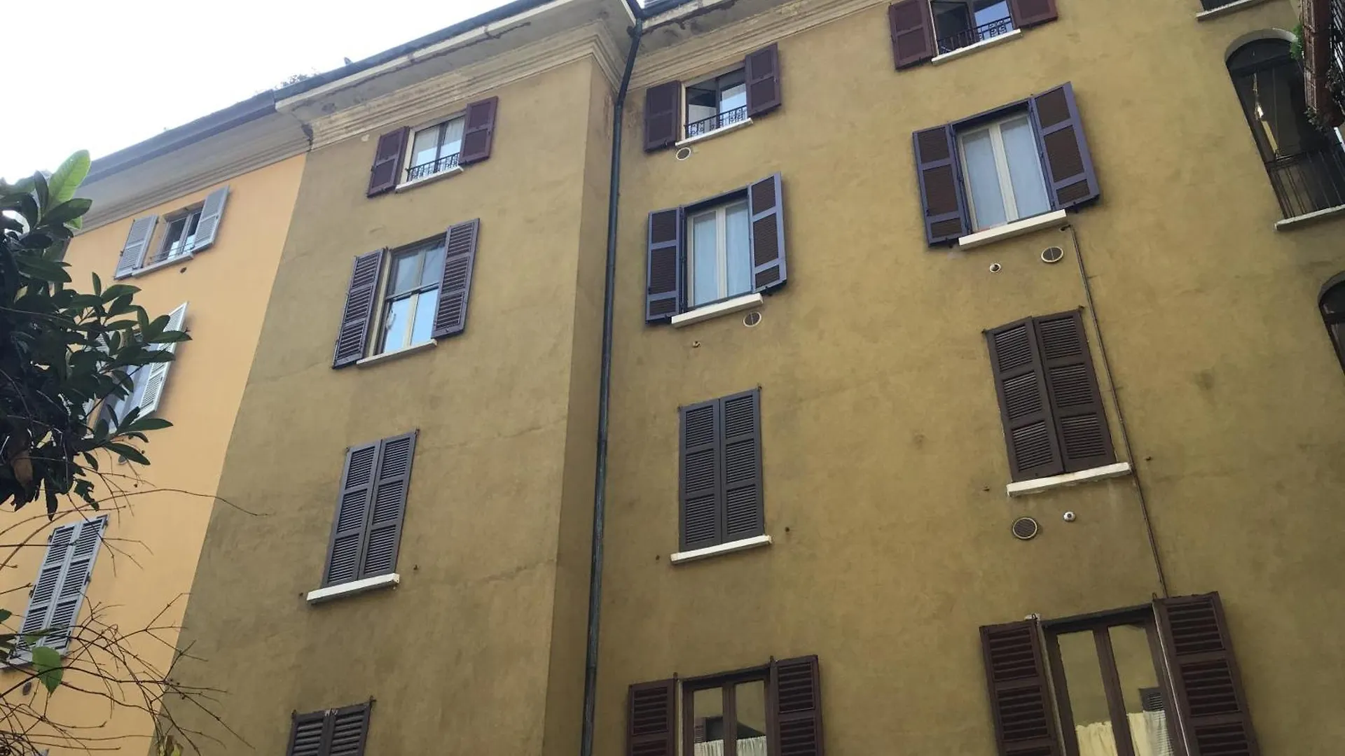 Silent Flat Between Duomo And Navigli Mailand Italien